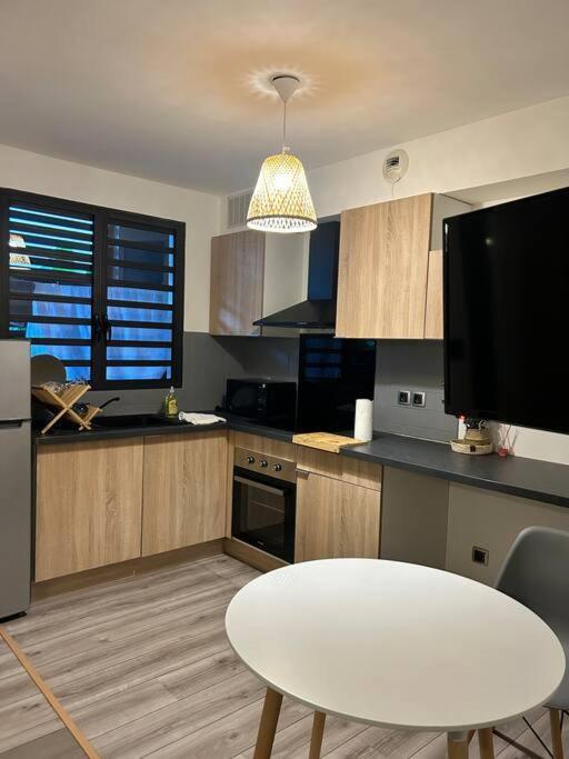Studio Le Zephyr Ste Clotilde Saint-Denis Extérieur photo